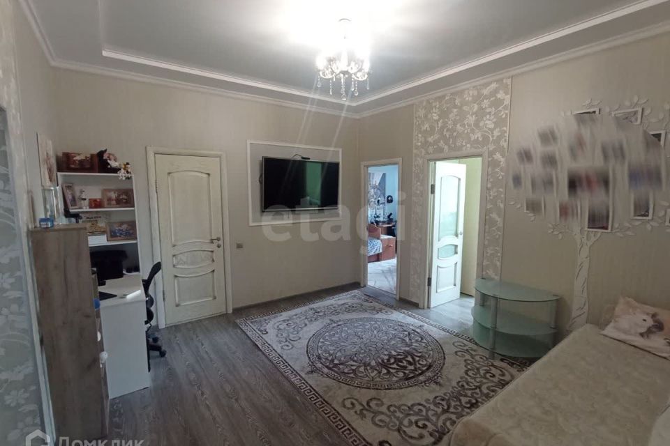 Продаётся 3-комнатная квартира, 92.9 м²