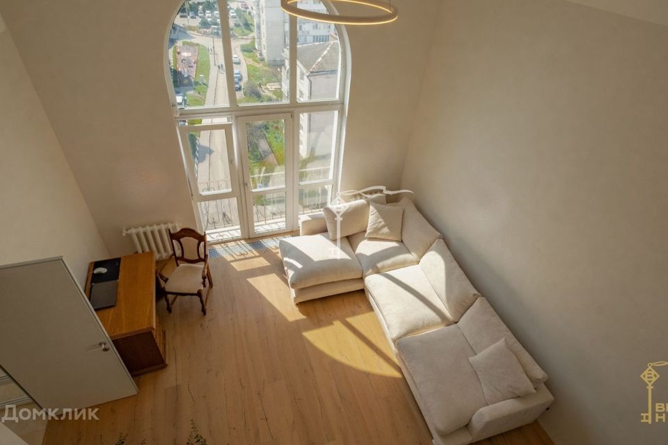 Продаётся 5-комнатная квартира, 186.8 м²