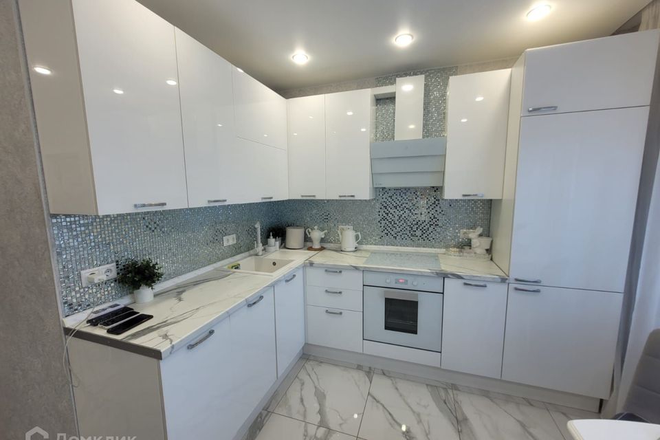Продаётся 1-комнатная квартира, 47 м²