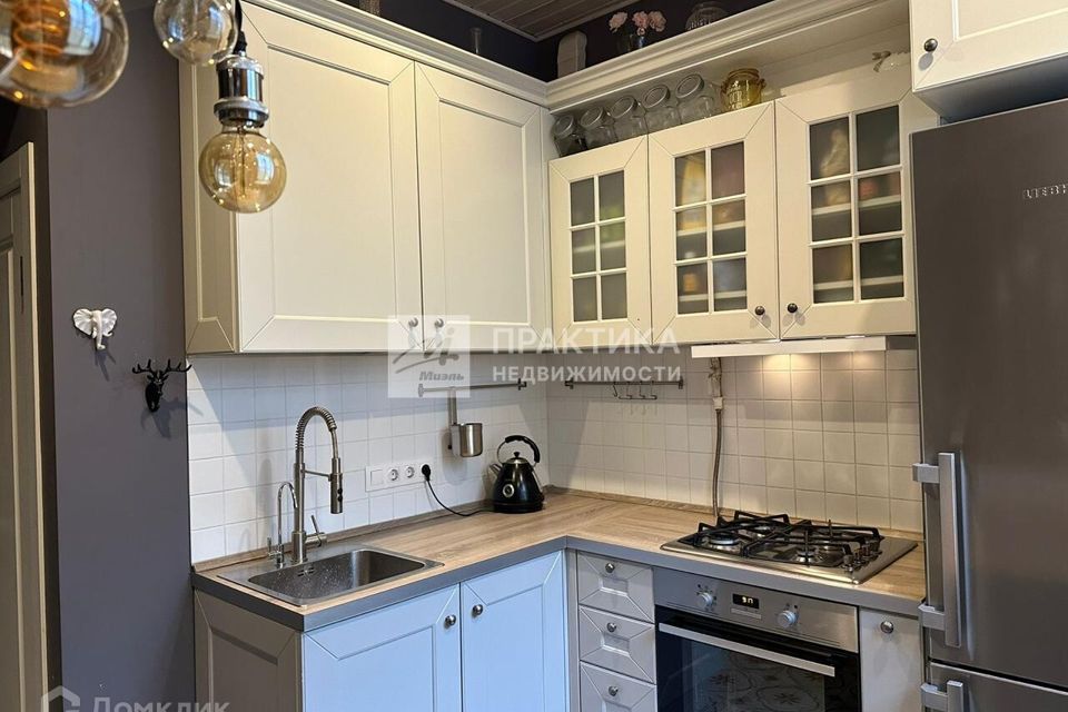 Продаётся 3-комнатная квартира, 69.7 м²