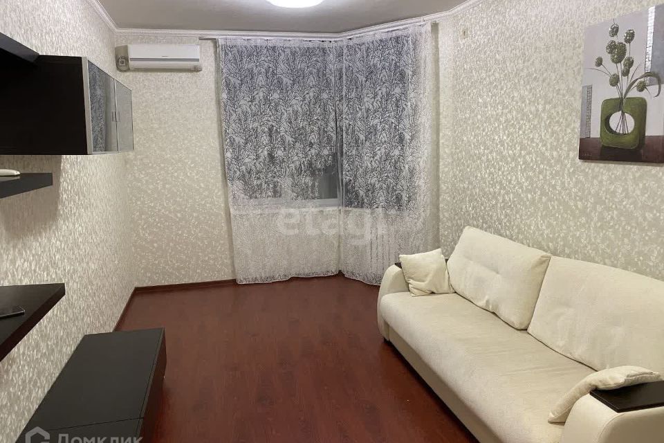 Продаётся 1-комнатная квартира, 41.4 м²