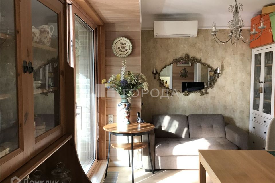Продаётся 1-комнатная квартира, 40.8 м²