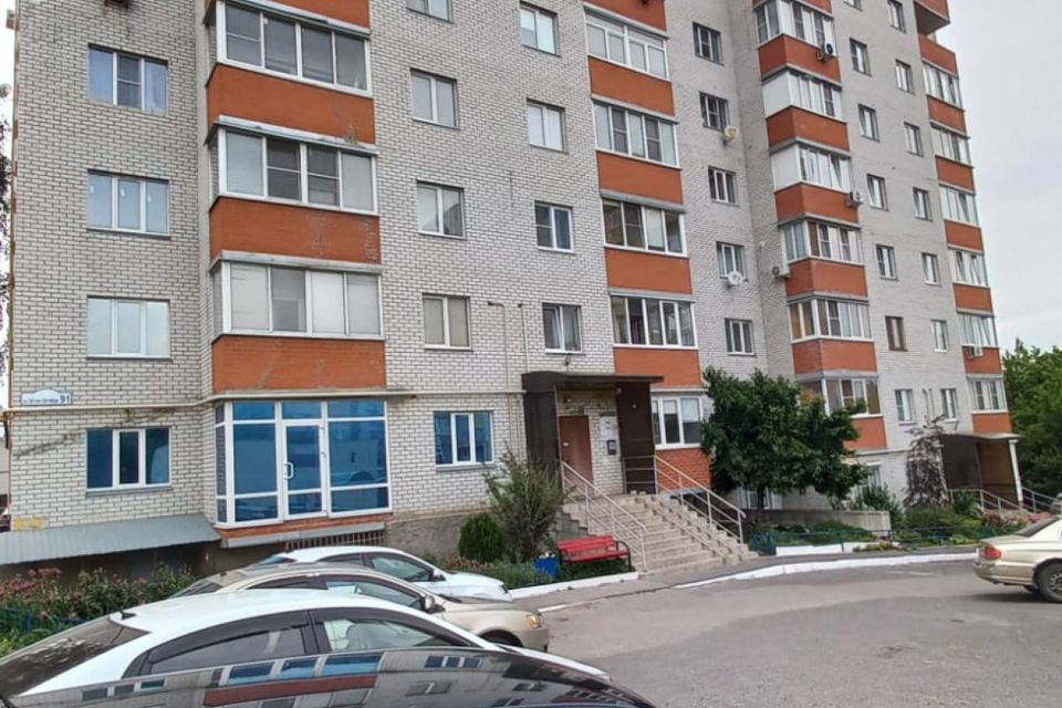 Продаётся 2-комнатная квартира, 66.9 м²