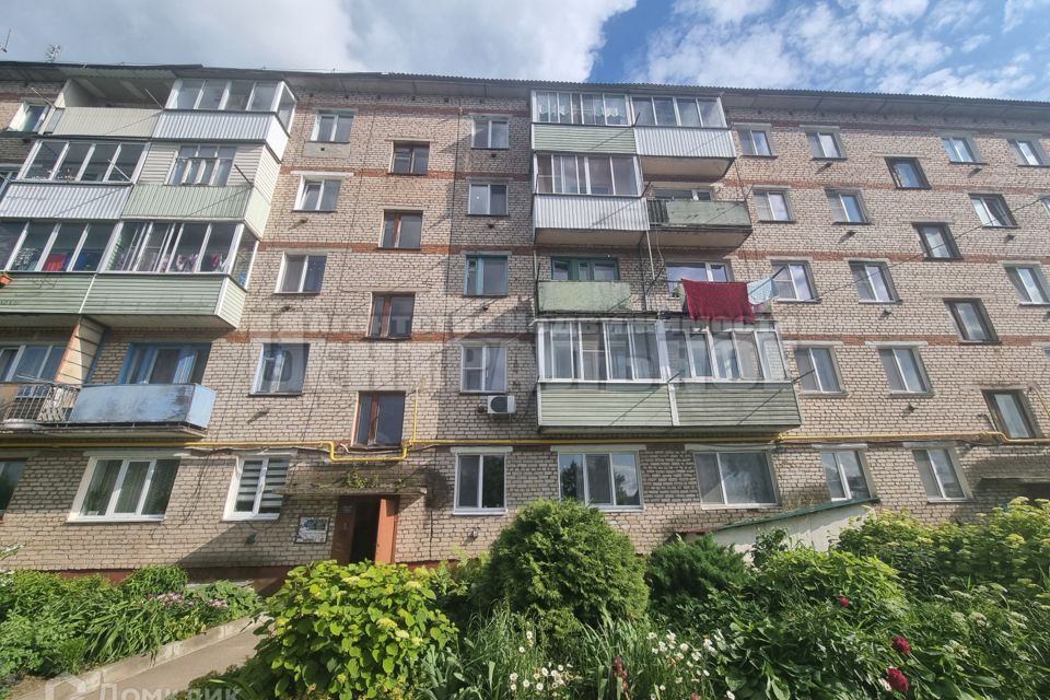 Продаётся 3-комнатная квартира, 56.9 м²