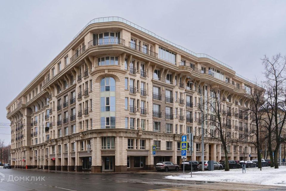 Продаётся 1-комнатная квартира, 56.1 м²