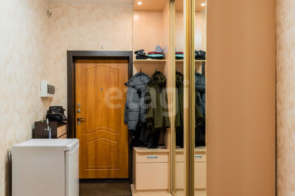 Продаётся 2-комнатная квартира, 72.3 м²