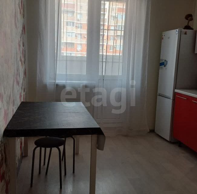 Сдаётся 1-комнатная квартира, 40 м²