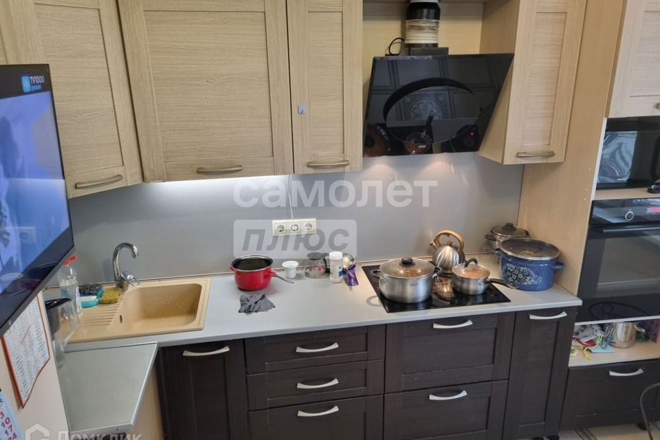 Продаётся 3-комнатная квартира, 77 м²