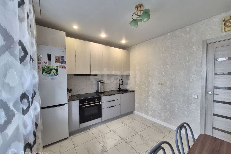 Продаётся 2-комнатная квартира, 49.2 м²