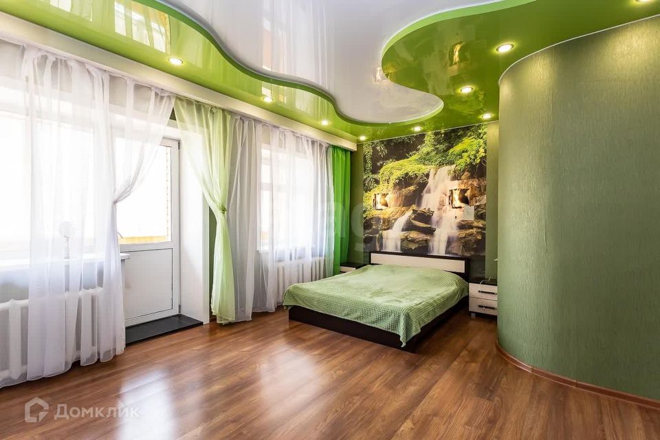 Продаётся 6-комнатная квартира, 144 м²