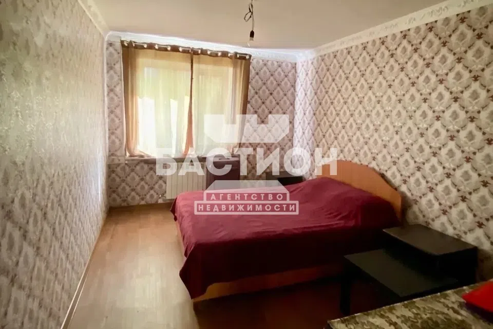 Продаётся 4-комнатная квартира, 79.3 м²