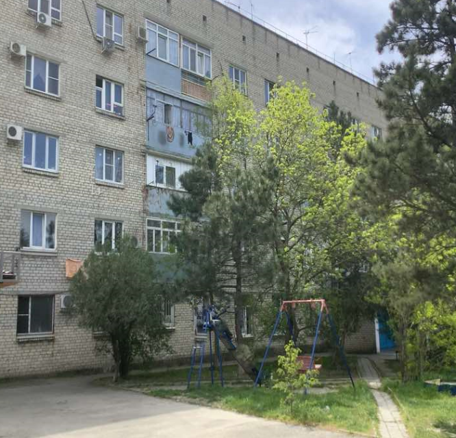 Продаётся комната в 1-комн. квартире, 12.7 м²