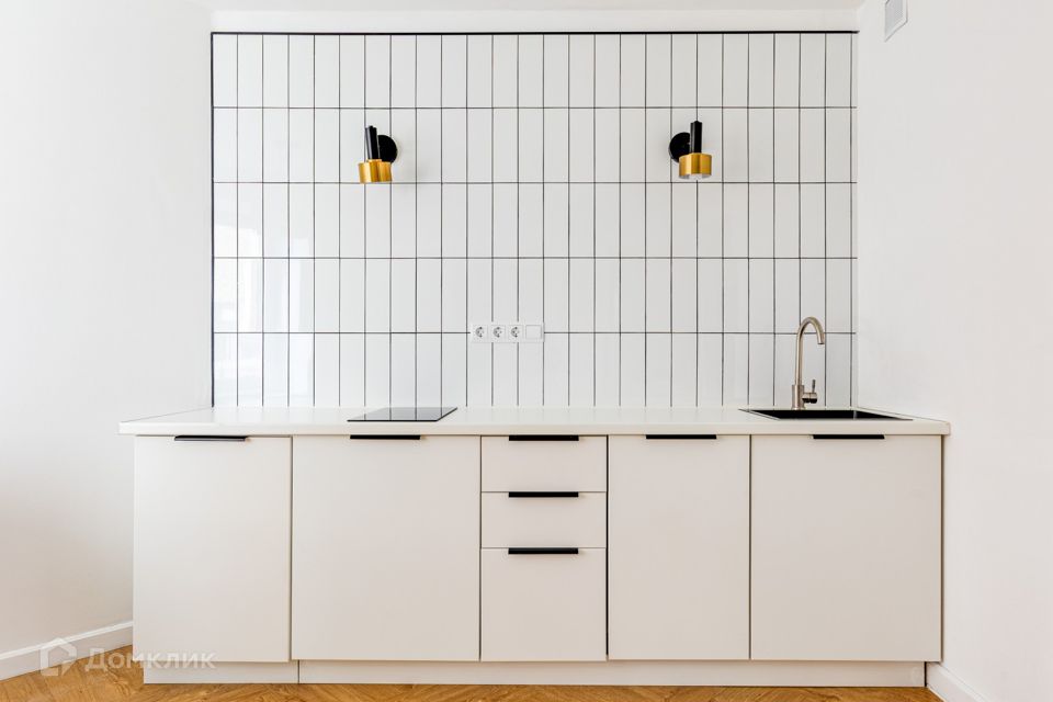 Продаётся 1-комнатная квартира, 42.2 м²