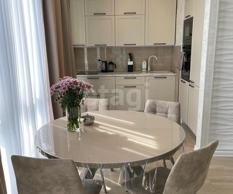 Продаётся 3-комнатная квартира, 59.3 м²