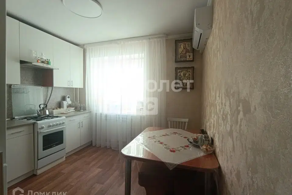 Продаётся 1-комнатная квартира, 46.8 м²