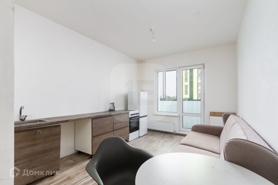 Продаётся 1-комнатная квартира, 42.8 м²