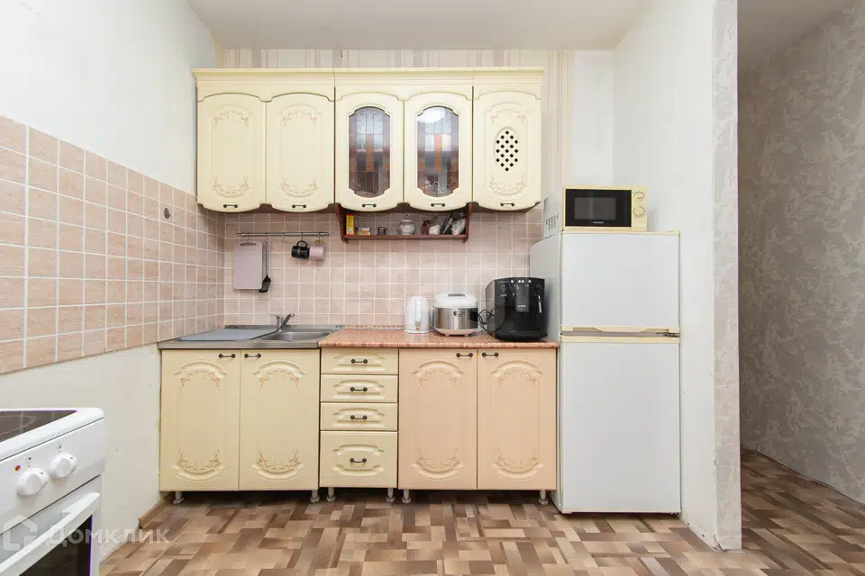 Продаётся 1-комнатная квартира, 37.8 м²