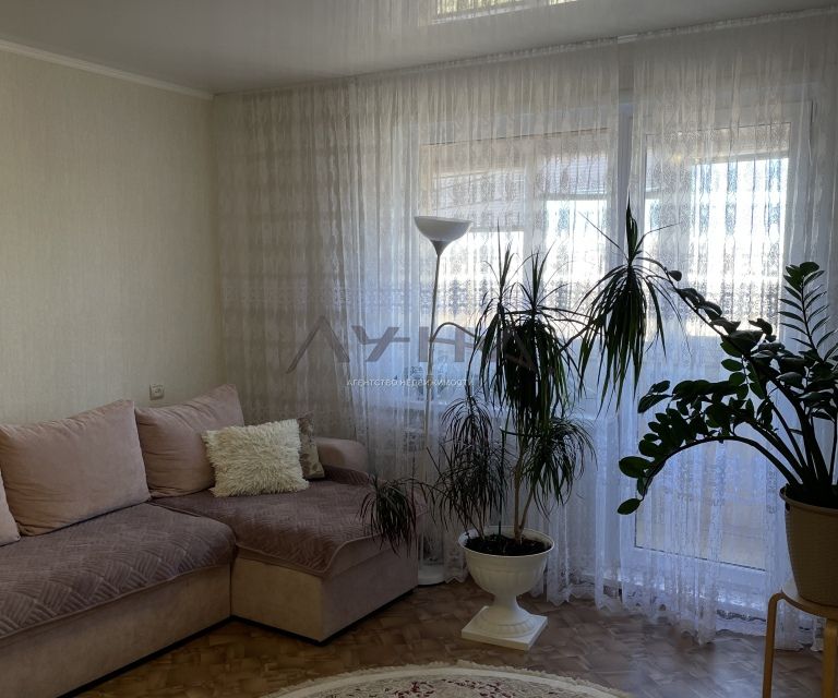 Продаётся 3-комнатная квартира, 58.9 м²