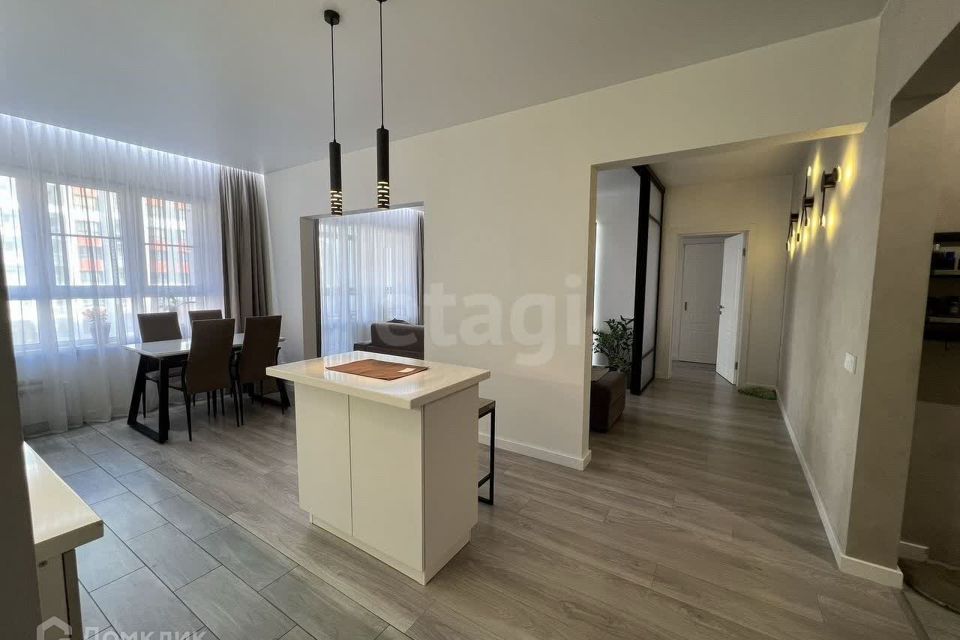 Сдаётся 3-комнатная квартира, 86 м²
