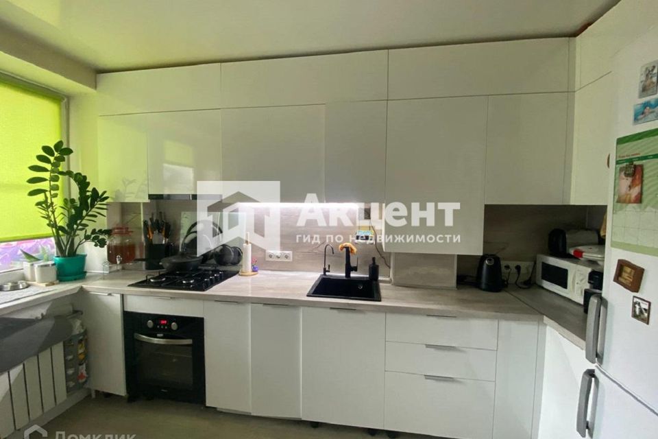Продаётся 3-комнатная квартира, 64.3 м²