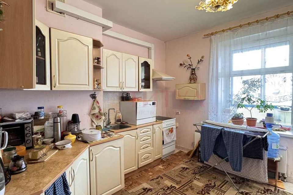 Продаётся 3-комнатная квартира, 100 м²