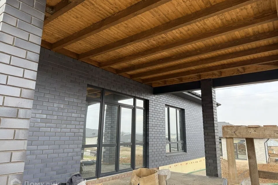 Продаётся 2-этажный дом, 220 м²