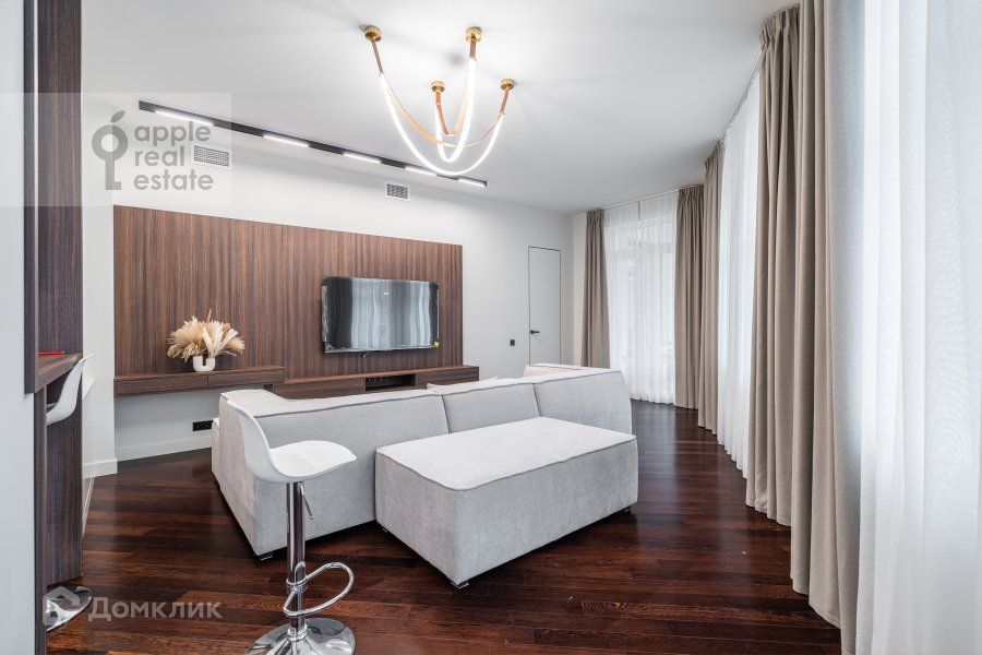 Сдаётся 2-комнатная квартира, 100 м²