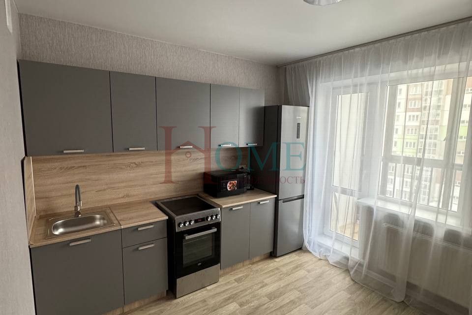 Сдаётся 1-комнатная квартира, 40 м²