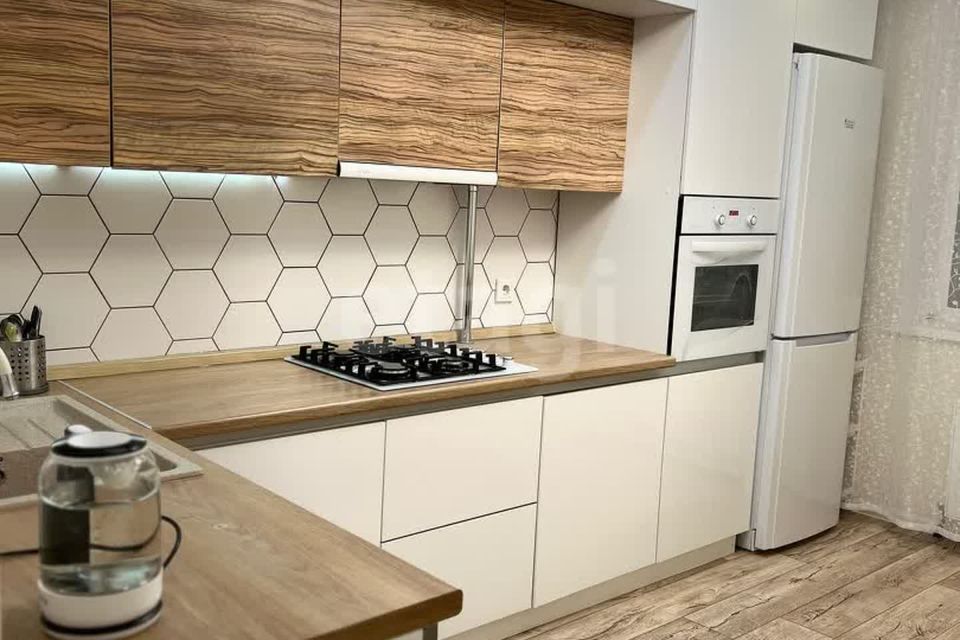 Продаётся 2-комнатная квартира, 57.9 м²