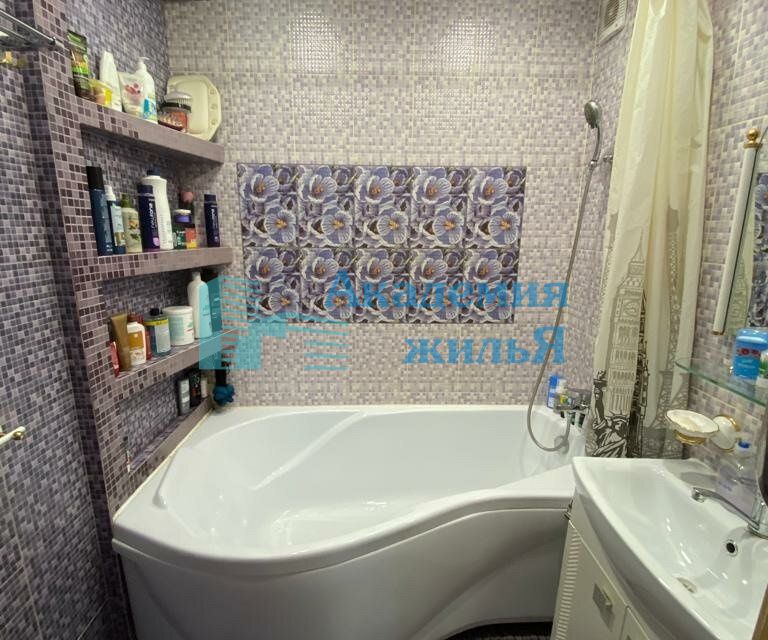 Продаётся 2-комнатная квартира, 52 м²