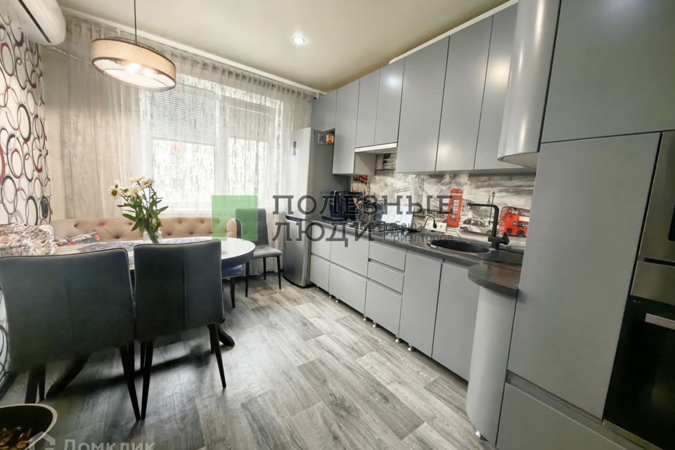 Продаётся 3-комнатная квартира, 63 м²
