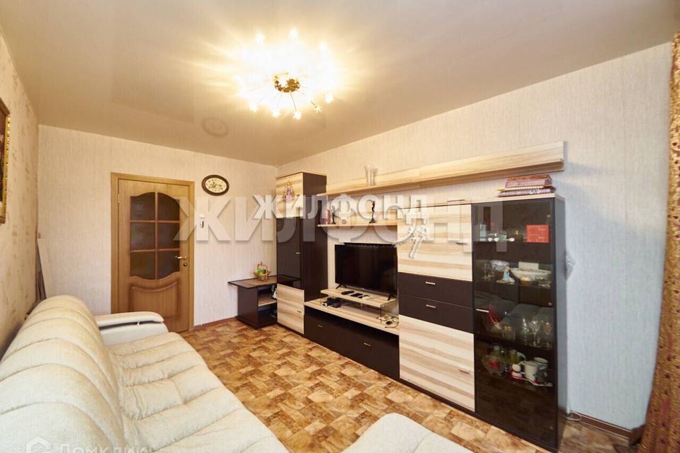 Продаётся 3-комнатная квартира, 55.2 м²