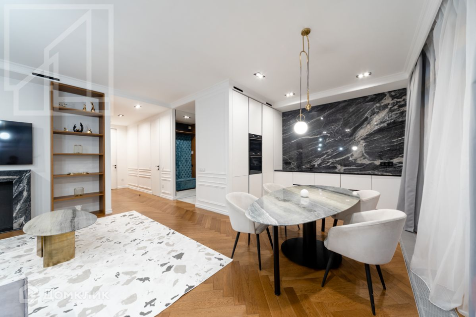 Сдаётся 3-комнатная квартира, 109 м²