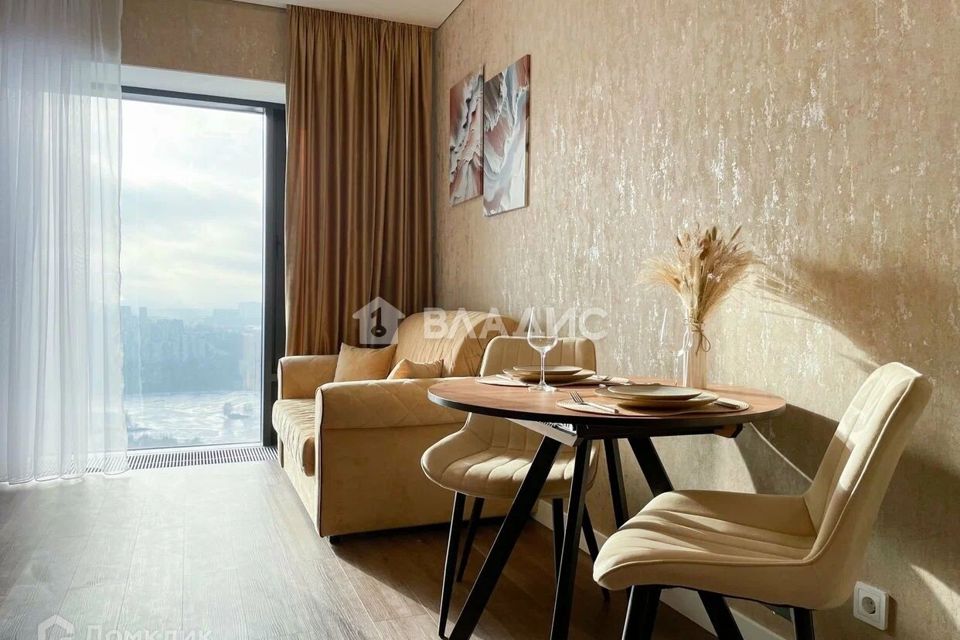Продаётся 1-комнатная квартира, 39.8 м²