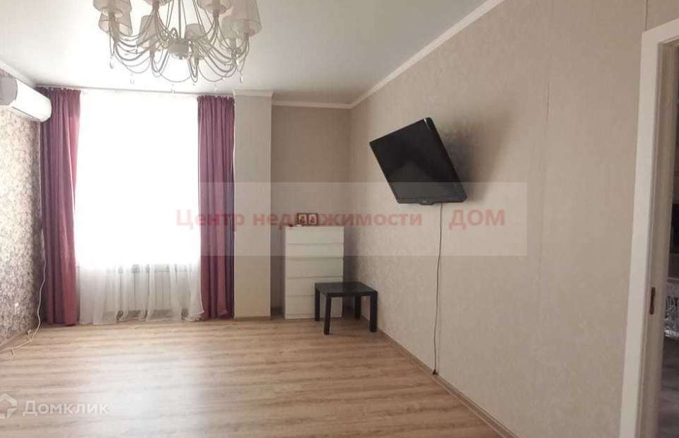 Сдаётся 1-комнатная квартира, 51 м²