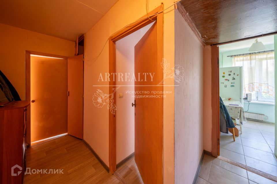 Продаётся 3-комнатная квартира, 50.9 м²