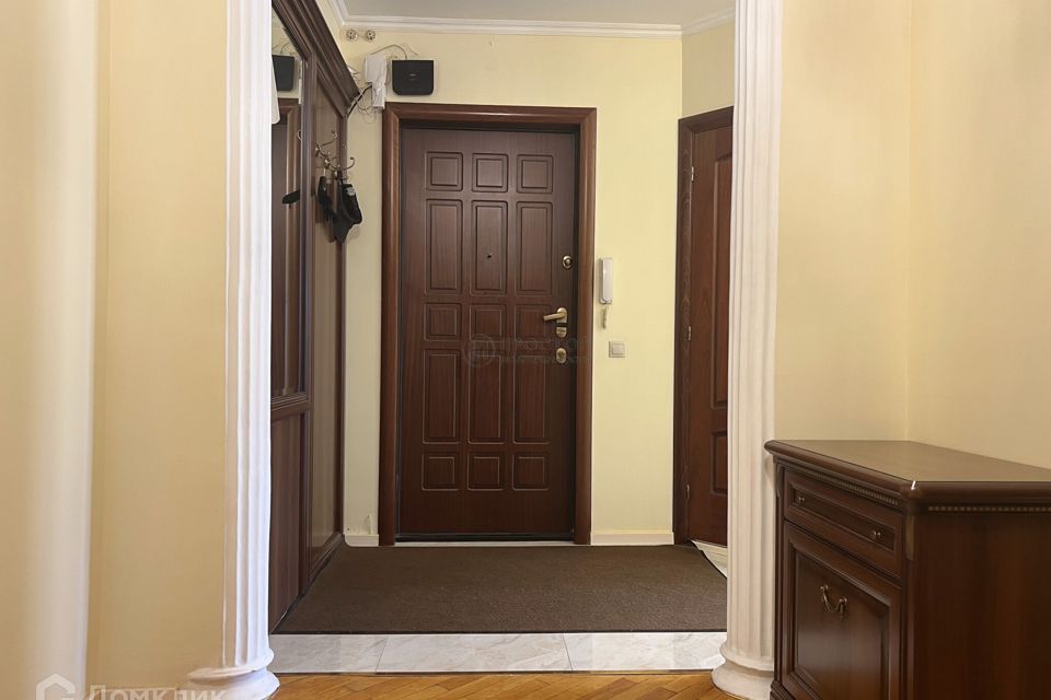 Продаётся 3-комнатная квартира, 74.5 м²