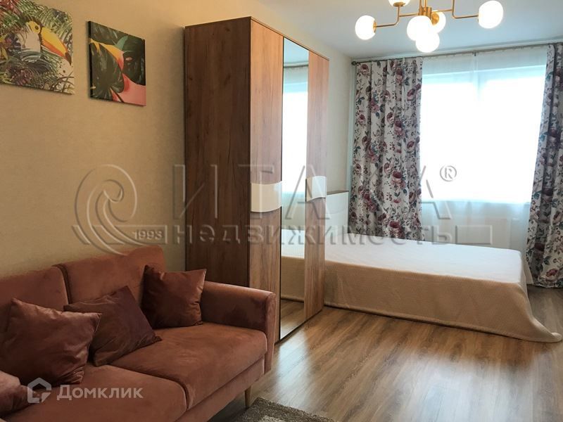 Сдаётся 1-комнатная квартира, 51 м²