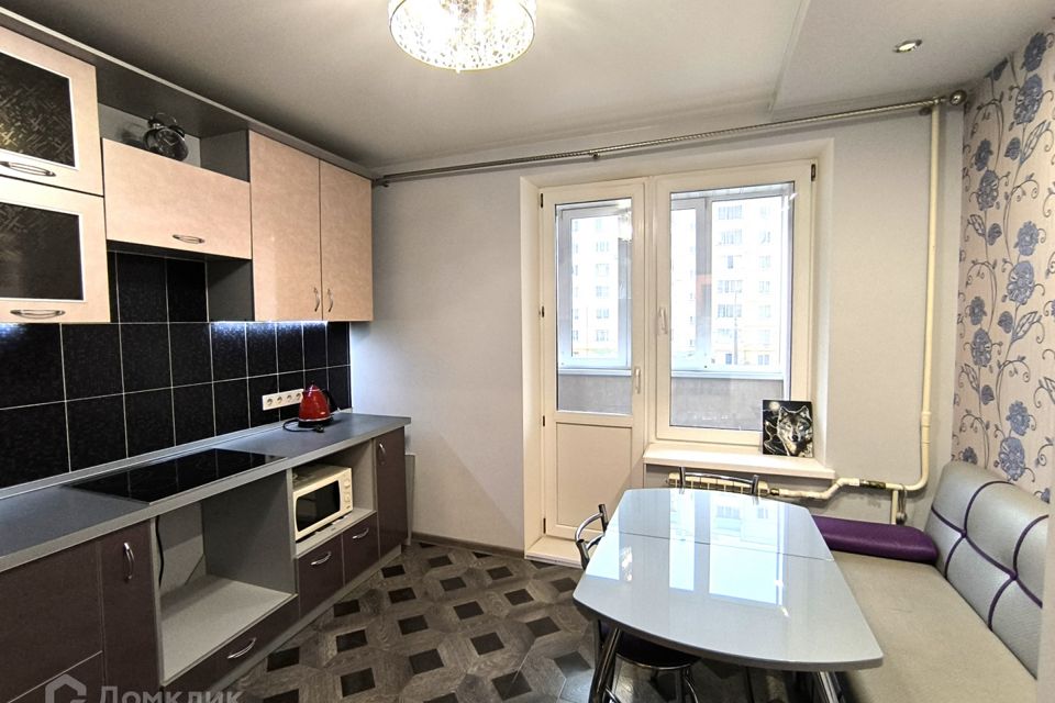 Продаётся 1-комнатная квартира, 40.6 м²