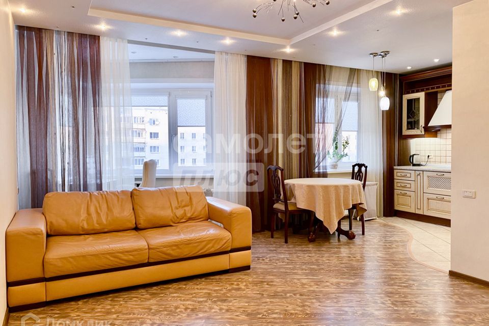 Продаётся 3-комнатная квартира, 70 м²