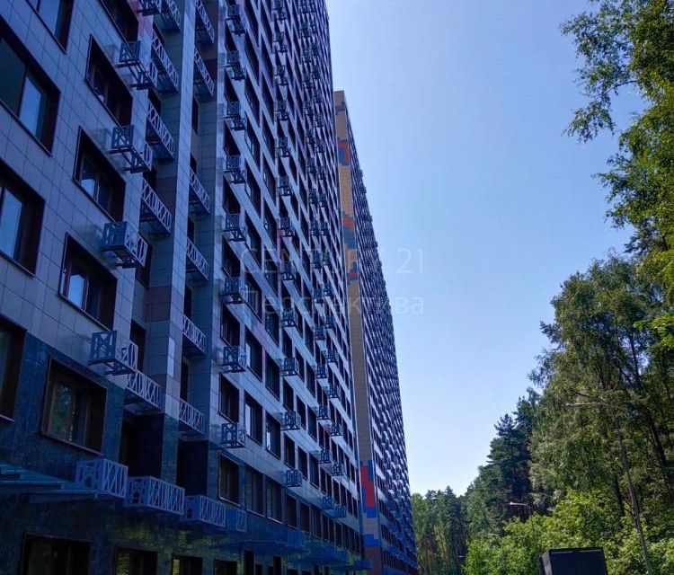 Продаётся 2-комнатная квартира, 74.2 м²