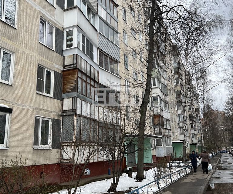 Продаётся 3-комнатная квартира, 50 м²