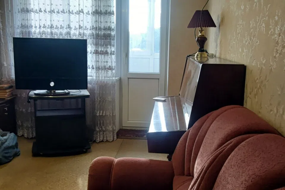 Продаётся 3-комнатная квартира, 57.3 м²