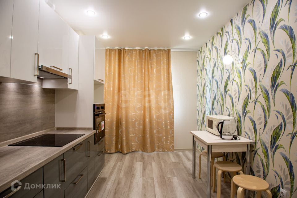 Продаётся 1-комнатная квартира, 52 м²