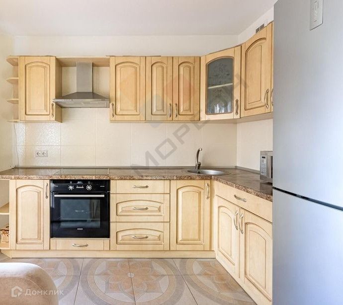 Продаётся 1-комнатная квартира, 38 м²