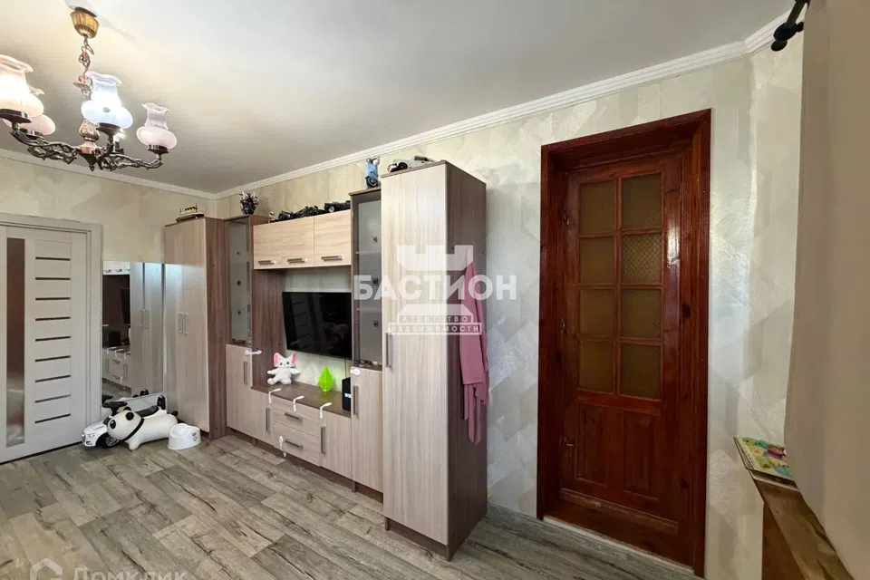Продаётся 3-комнатная квартира, 74.2 м²