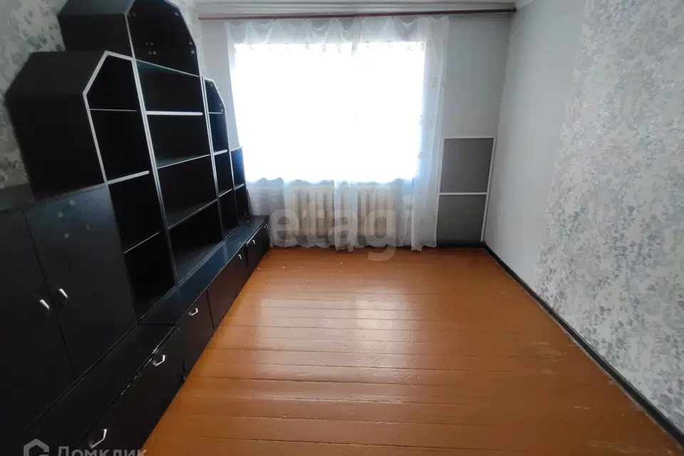Продаётся 3-комнатная квартира, 41.6 м²