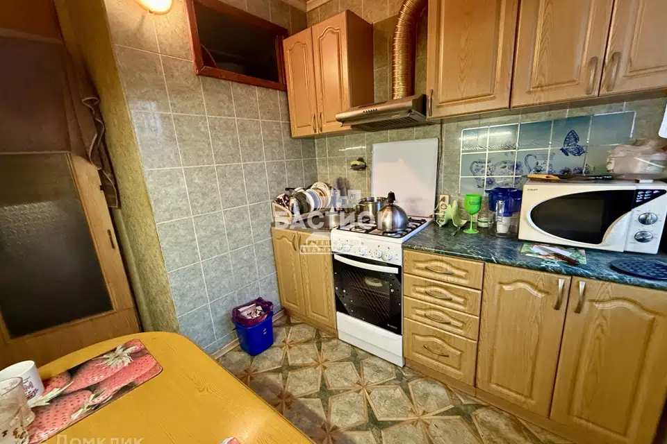 Продаётся 3-комнатная квартира, 63.2 м²