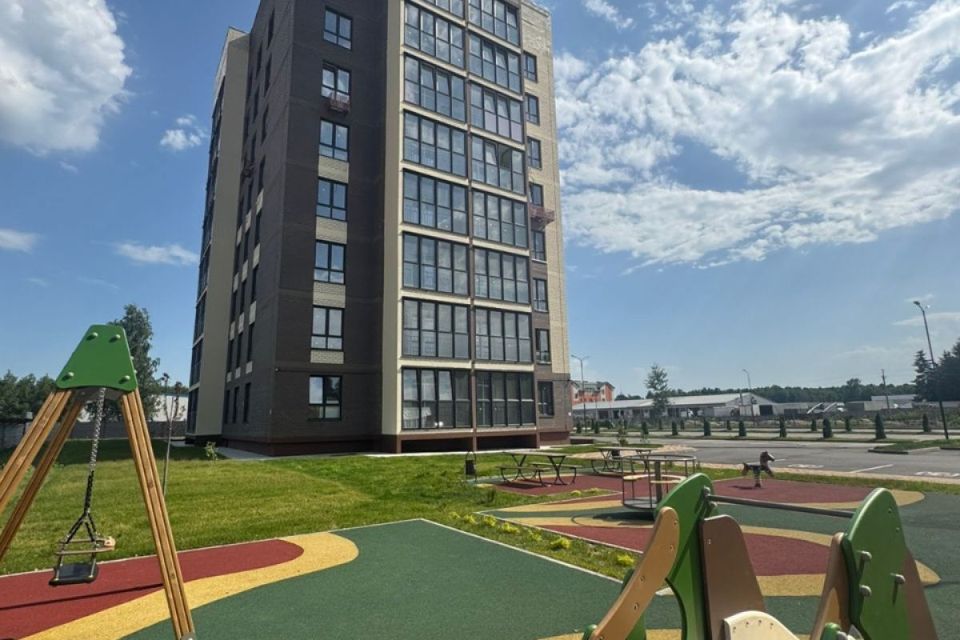 Продаётся 2-комнатная квартира, 66.1 м²