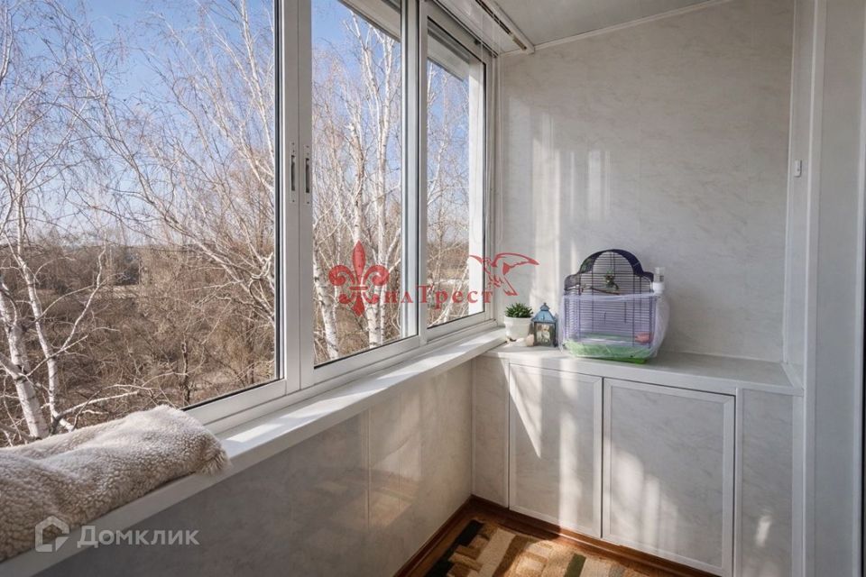 Продаётся 4-комнатная квартира, 70.9 м²